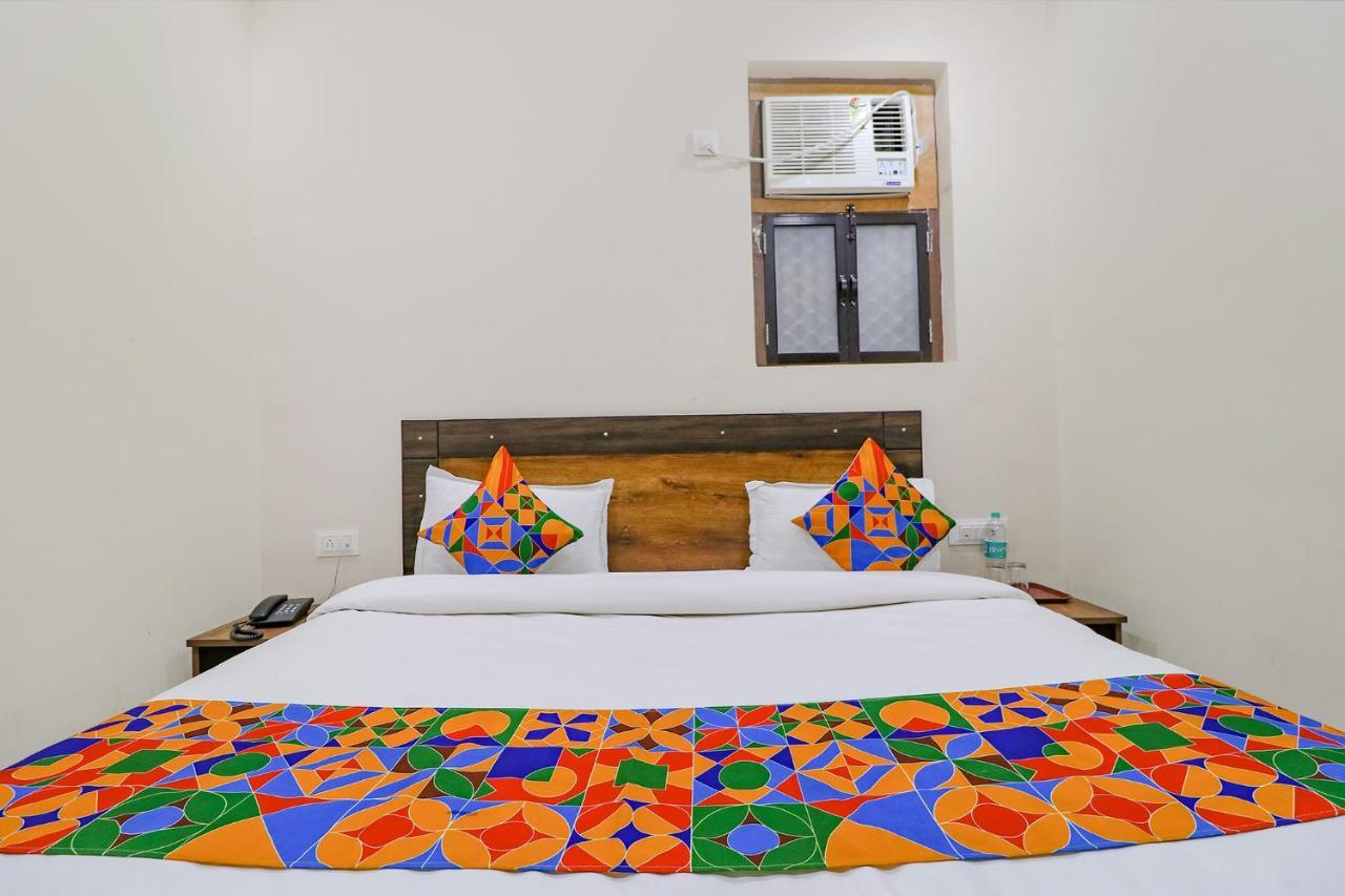 Fabexpress Kartikey Inn Haridwār Esterno foto