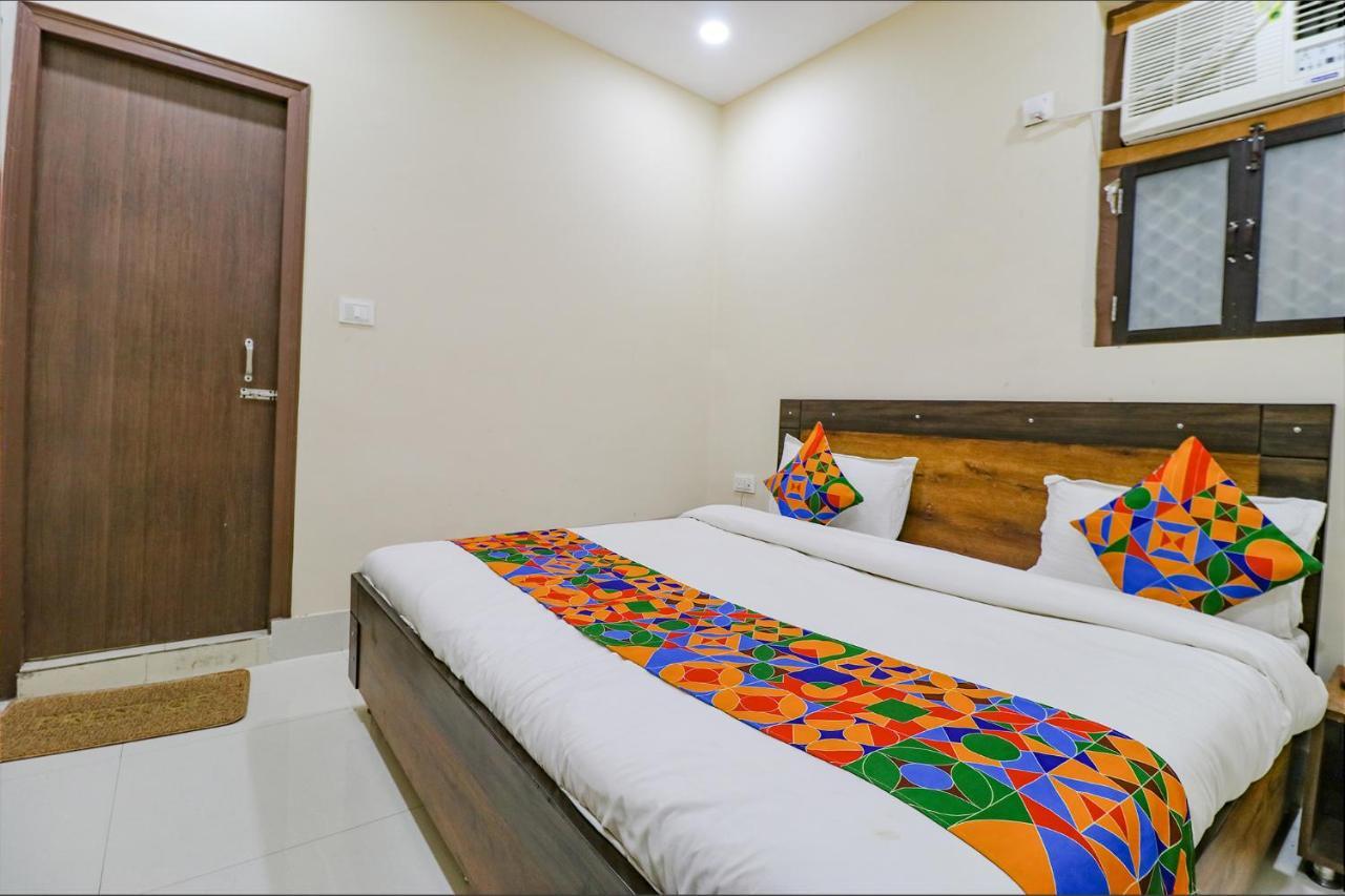 Fabexpress Kartikey Inn Haridwār Esterno foto