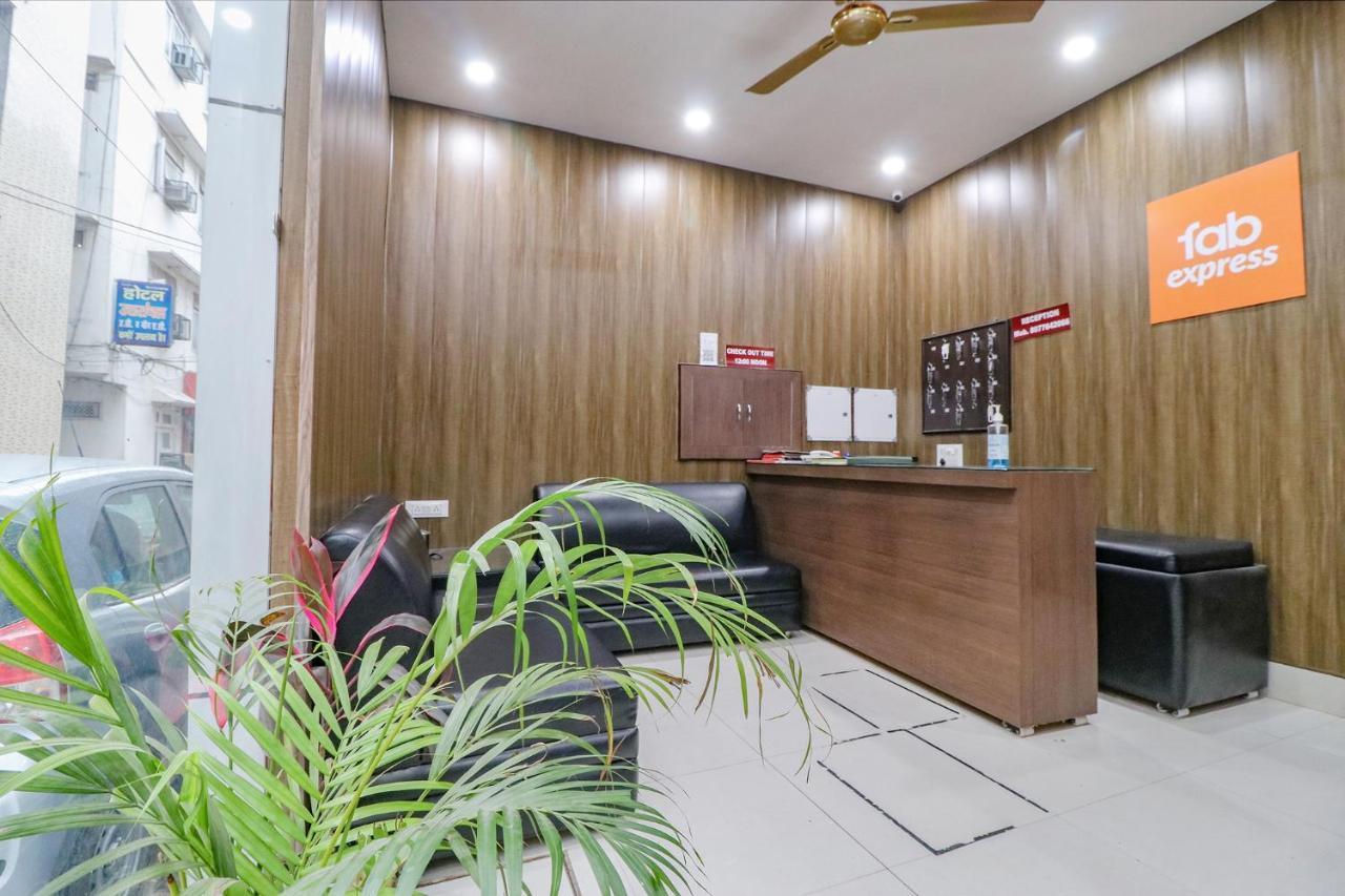 Fabexpress Kartikey Inn Haridwār Esterno foto